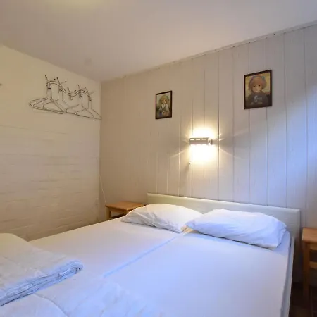 Wooden Holiday With Private Terrace & Garden In *